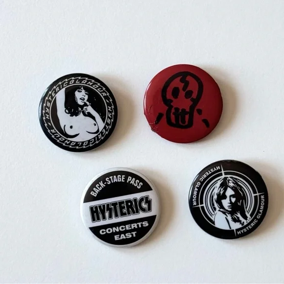 Hysteric Glamour Button Pin Set - Picture 2 of 2